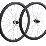 BENCH Composite Carbon GRAVEL CF40-700 TLR Hope Pro5 Boost Laufrad Set